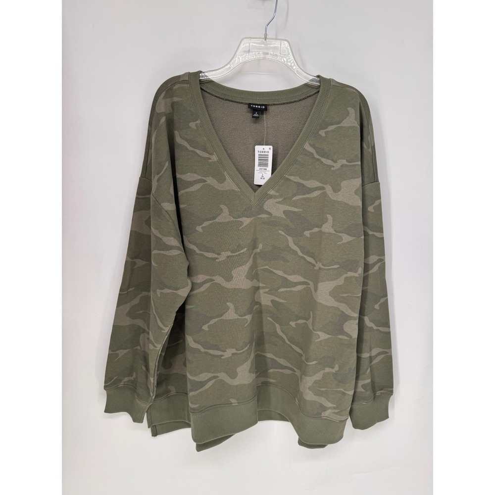 Torrid Sweatshirt Womens 2X Green NWT Camo V-Neck Drop Shoulder French Terry